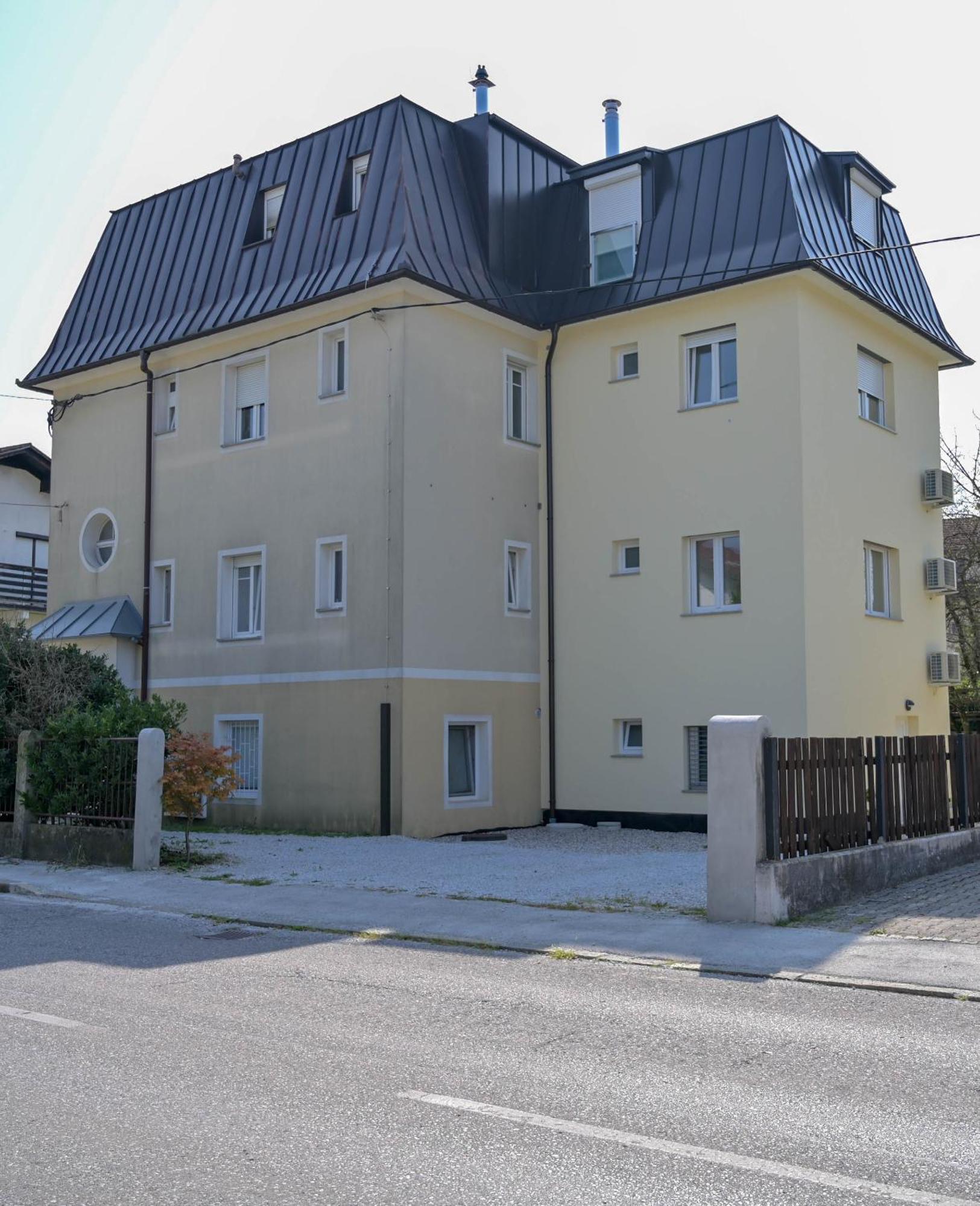 Blue Apartment With Free Parking Ljubljana Luaran gambar