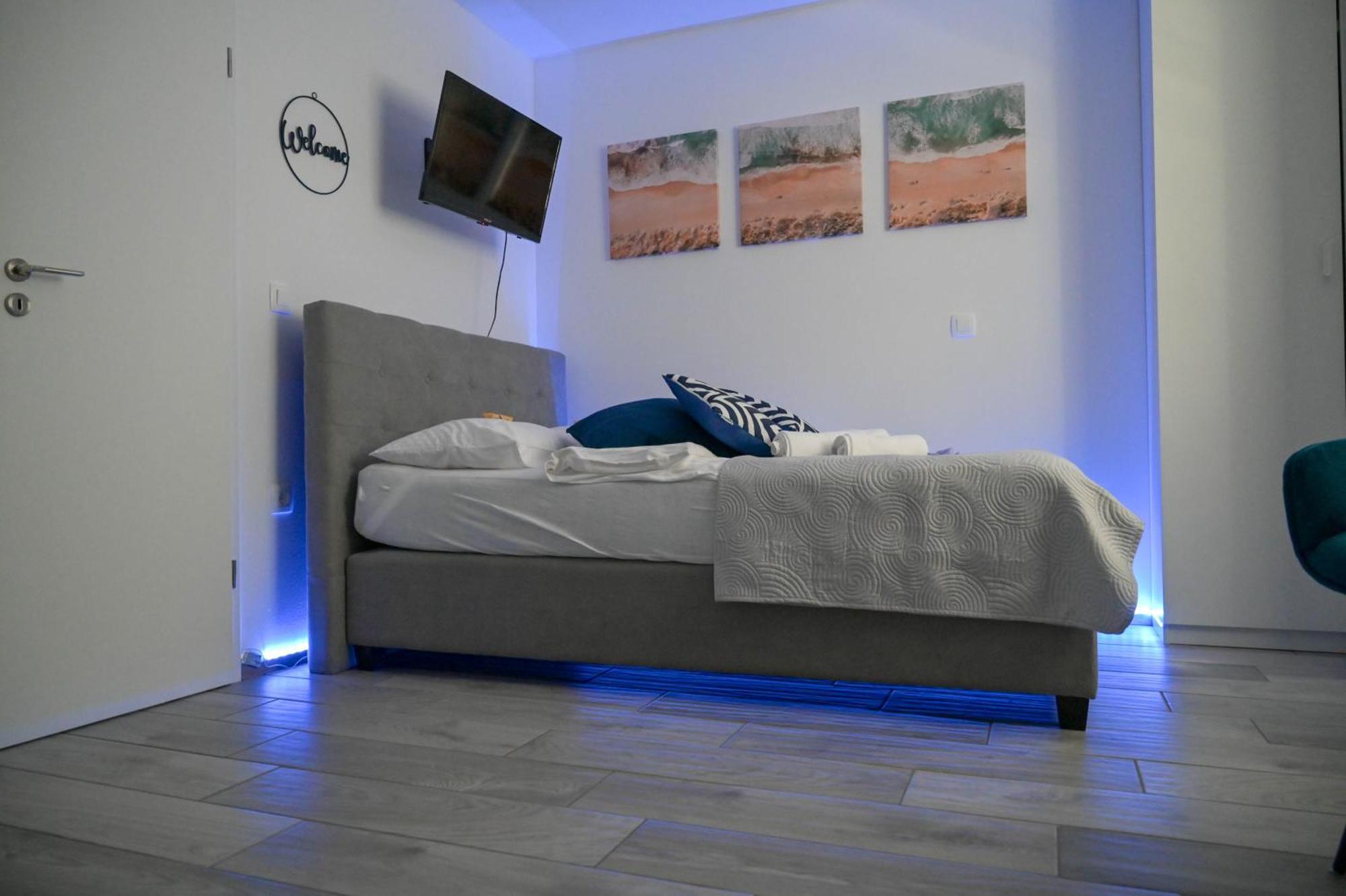Blue Apartment With Free Parking Ljubljana Luaran gambar