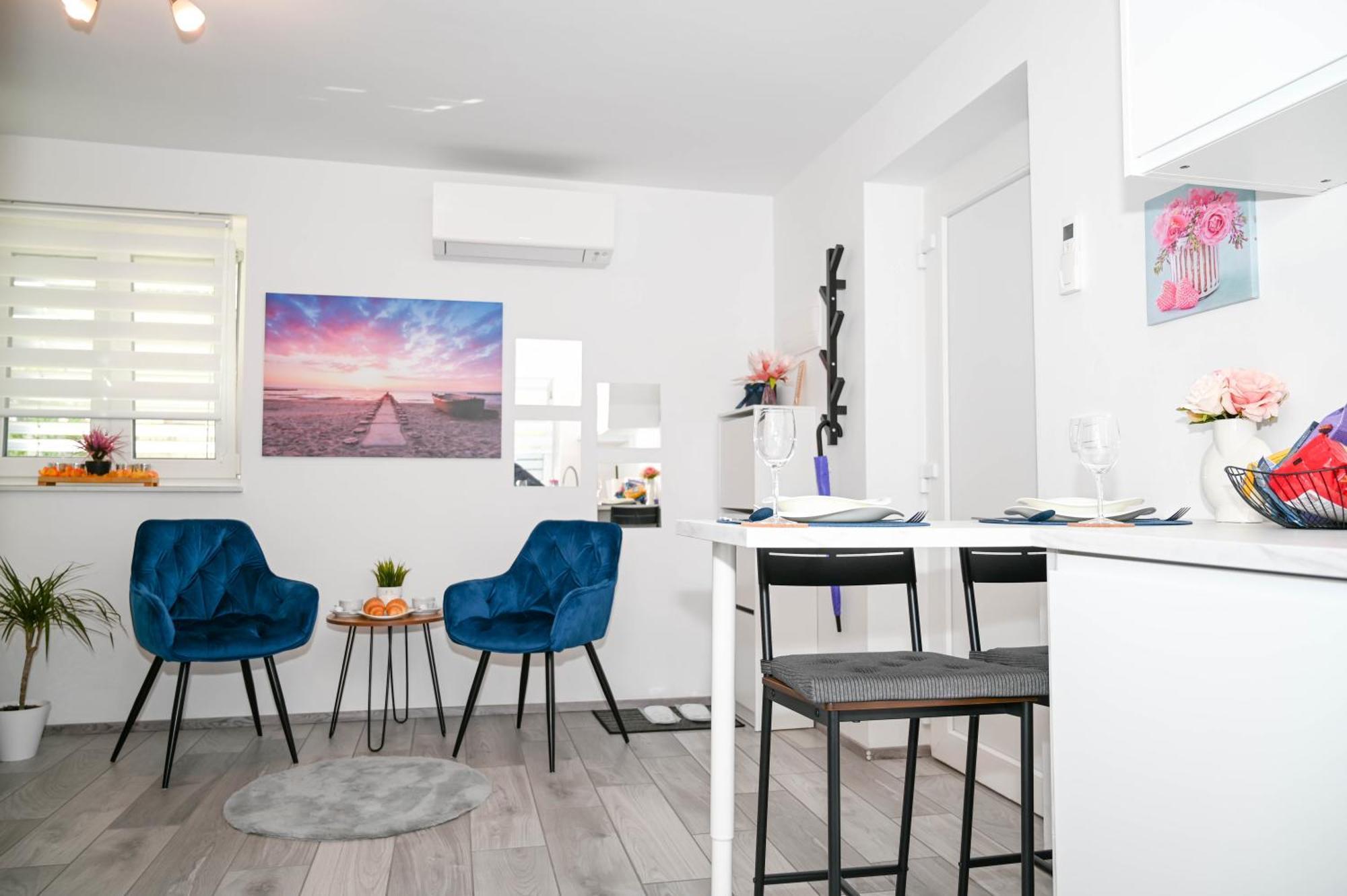 Blue Apartment With Free Parking Ljubljana Luaran gambar